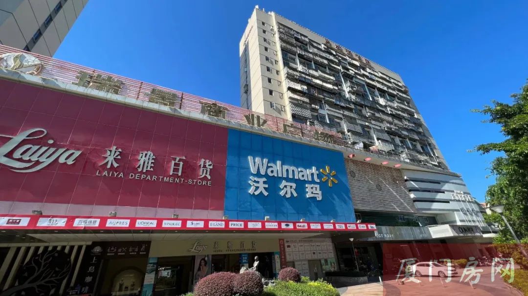 宿舍楼设计 无环境无绿化！开云体育这房子竟破85万㎡成交？(图3)