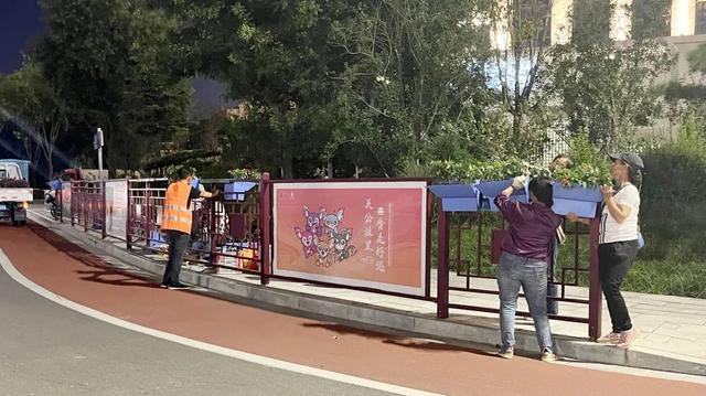 开云体育 开云平台运城市区：摆花布景正当时 装扮城市迎旅发(图4)