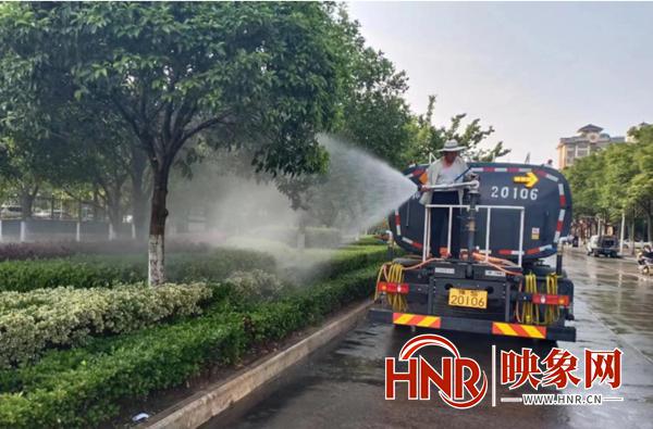 罗开云体育 开云官网山县住建局园林绿化中心全力抗旱护绿(图1)