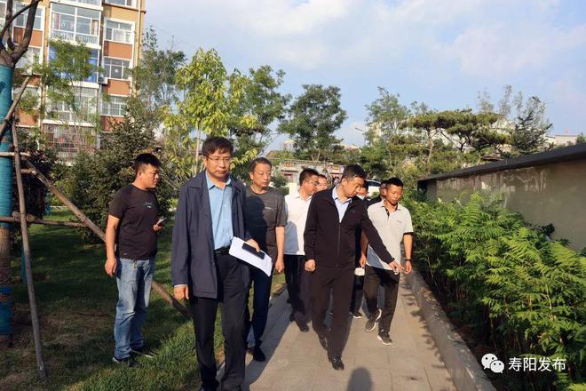改善生态环境提升城市品位——彭开云体育 开云平台超调研城市绿化管护工作(图1)