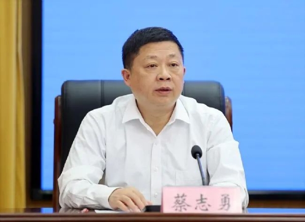 黄冈市召开园林开云体育 开云官网绿化提升新闻发布会(图2) 黄冈市召开园林开云体育 开云官网绿化提升新闻发布会(图2)