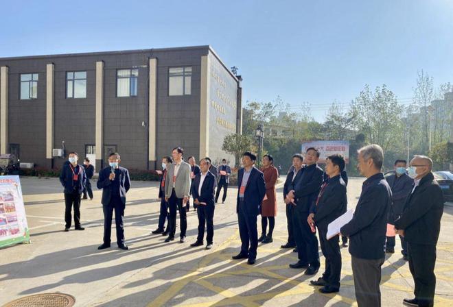 开云体育 开云官网商城县政协开展“加快县城提质提效 提升城市品位”调研活动(图3)