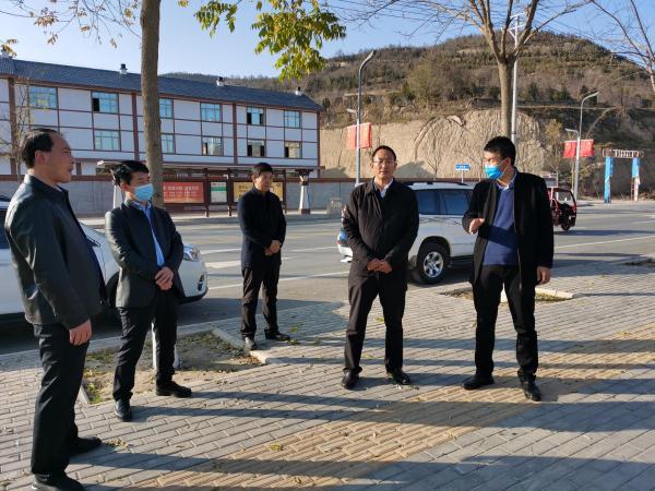 开云 开云体育宗学谦督导调研城市绿化工作(图1)