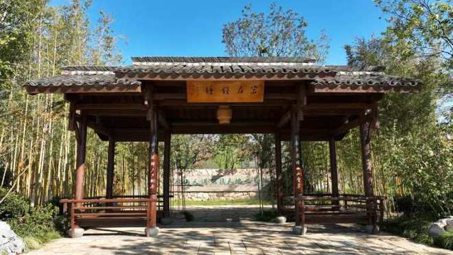 尽显杭州韵味铺展诗画西湖徐州园博会杭州园正式开门迎客开云 开云体育(图1)