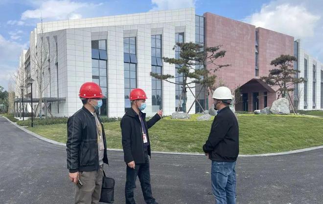 学习贯开云 开云体育平台彻的二十大精神 青城山镇重点项目建设提速增效(图3)
