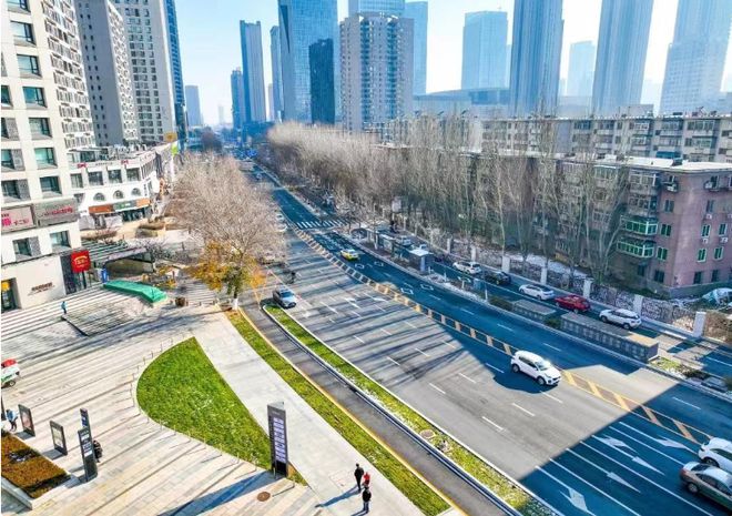 速来围观！沈阳这条路太有文艺范开云 开云体育了！(图6)