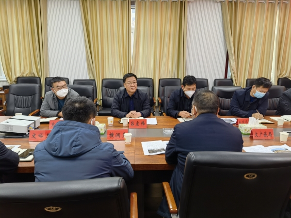 开云体育 开云平台卢氏县召开兴贤廊道路域绿化设计方案研讨会 - 中原经济网 - 河南经济报网河南报社主办(图2)