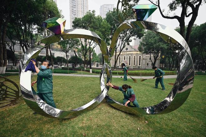 开云体育 开云平台让山城彩林更多彩 重庆加强冬季园林绿化管护(图3) 开云体育 开云平台让山城彩林更多彩 重庆加强冬季园林绿化管护(图3)