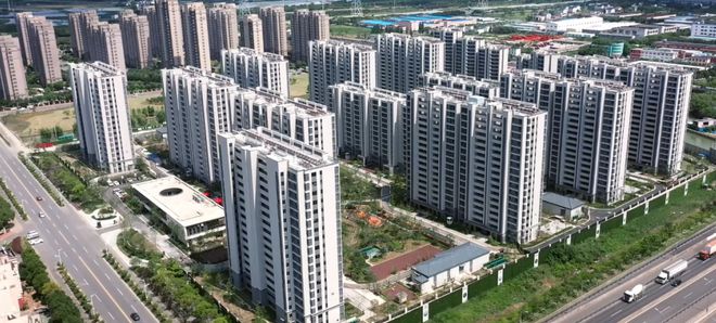 开云体育 开云平台行业发展进入“深水区” 房企打响“保交付”攻坚战(图1)
