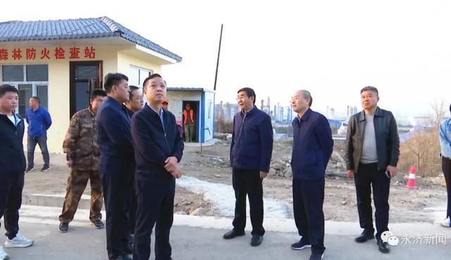 开云 开云体育APP永济市委书记何伟专题调研造林绿化和森林防火工作(图5)