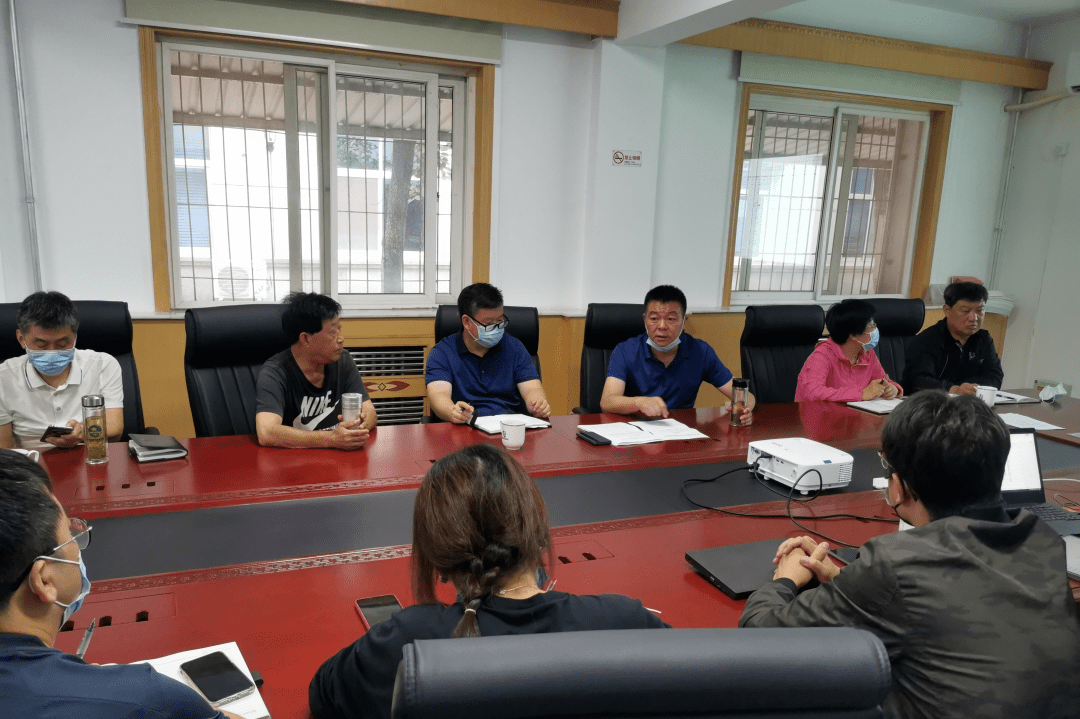 开云 开云体育官网区园林绿化局组织召开园林绿化设计方案审核会(图2)