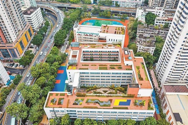 索开云体育 kaiyun.com 官网入口尔园林——立体绿化在各地发展迅速 备受学校、公园、物业青睐(图7)