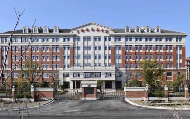 宝山8开云 开云体育平台家单位获评2022年上海市“优秀”养老机构！(图4)