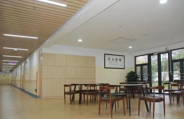 宝山8开云 开云体育平台家单位获评2022年上海市“优秀”养老机构！(图3)