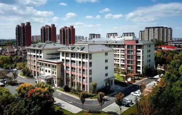 宝山8开云 开云体育平台家单位获评2022年上海市“优秀”养老机构！(图7)