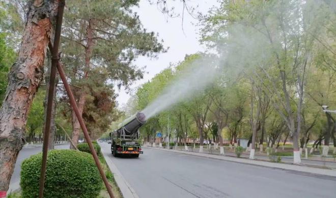 开云体育 开云平台提升绿化“颜值” 为城市增绿添色(图1)