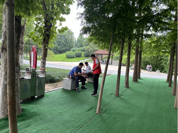 商丘市园林绿开云 开云体育平台化中心开展学习《商丘市文明促进条例》等系列活动(图3)