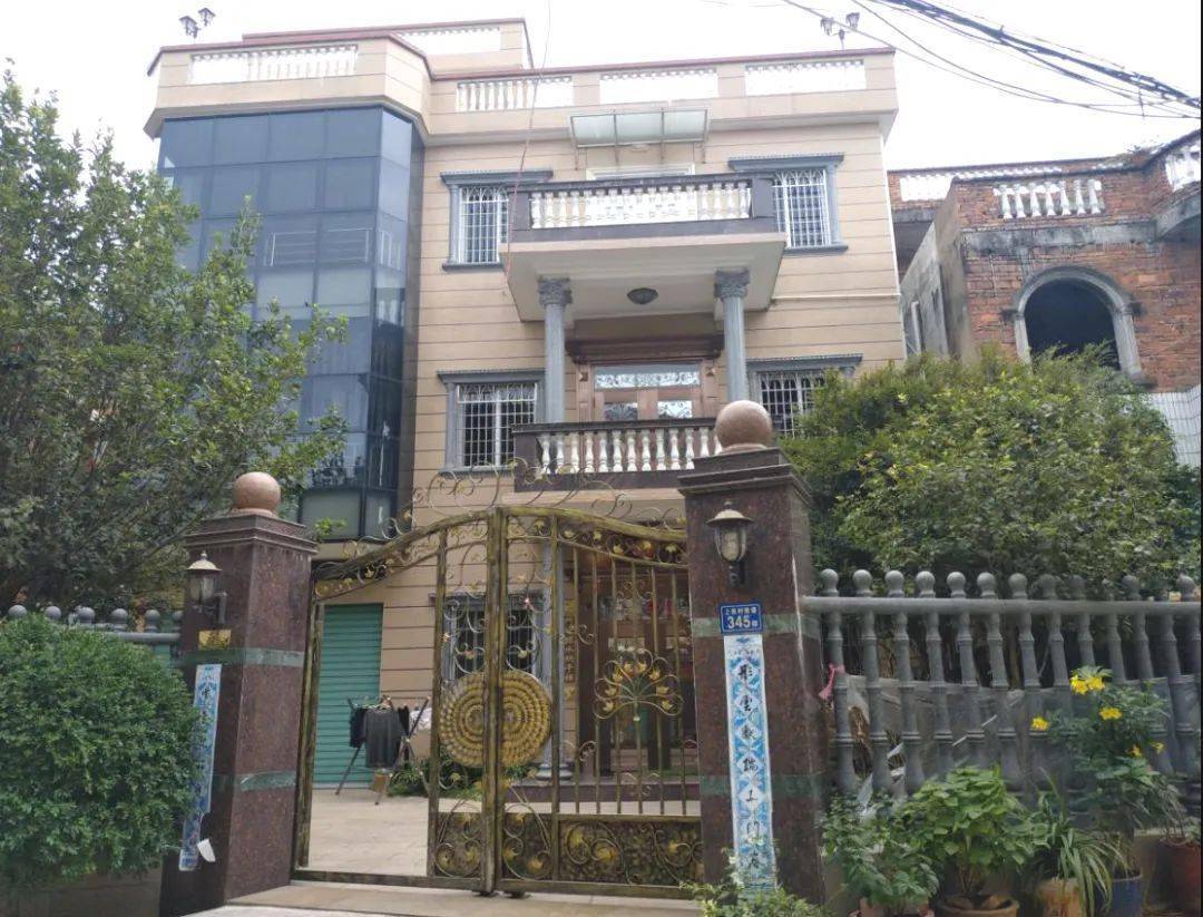开云 开云体育平台吾家小院④ 花艺点缀 空间活泼(图1)