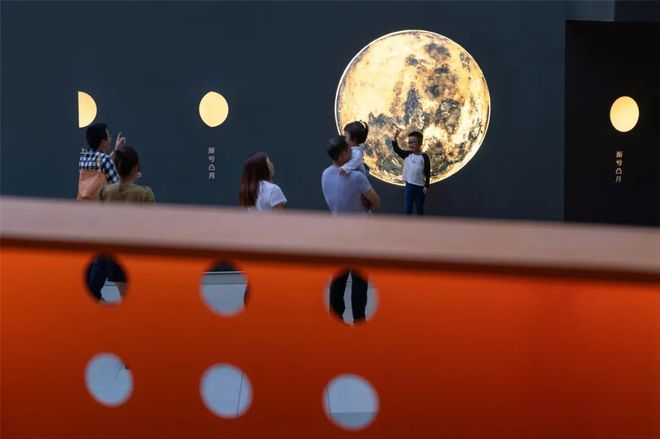 开云体育 开云平台案例｜赋能公共空间：10个精彩口袋公园设计(图12)