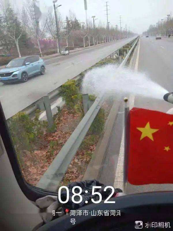 开云体育 开云平台加强精细化管理提升绿化管养水平(图1)