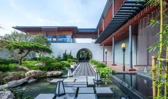 Kaiyun 开云体育私家“中式庭院”设计恬静自然的中式花园才是院子应有的样子(图5)
