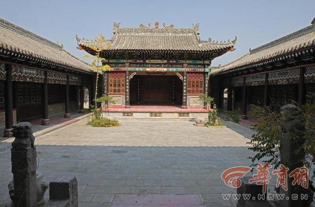 开云体育 开云官网20院古建筑一步一景 精巧复原细节背后是对古建筑的满腔热爱(图6) 开云体育 开云官网20院古建筑一步一景 精巧复原细节背后是对古建筑的满腔热爱(图6)
