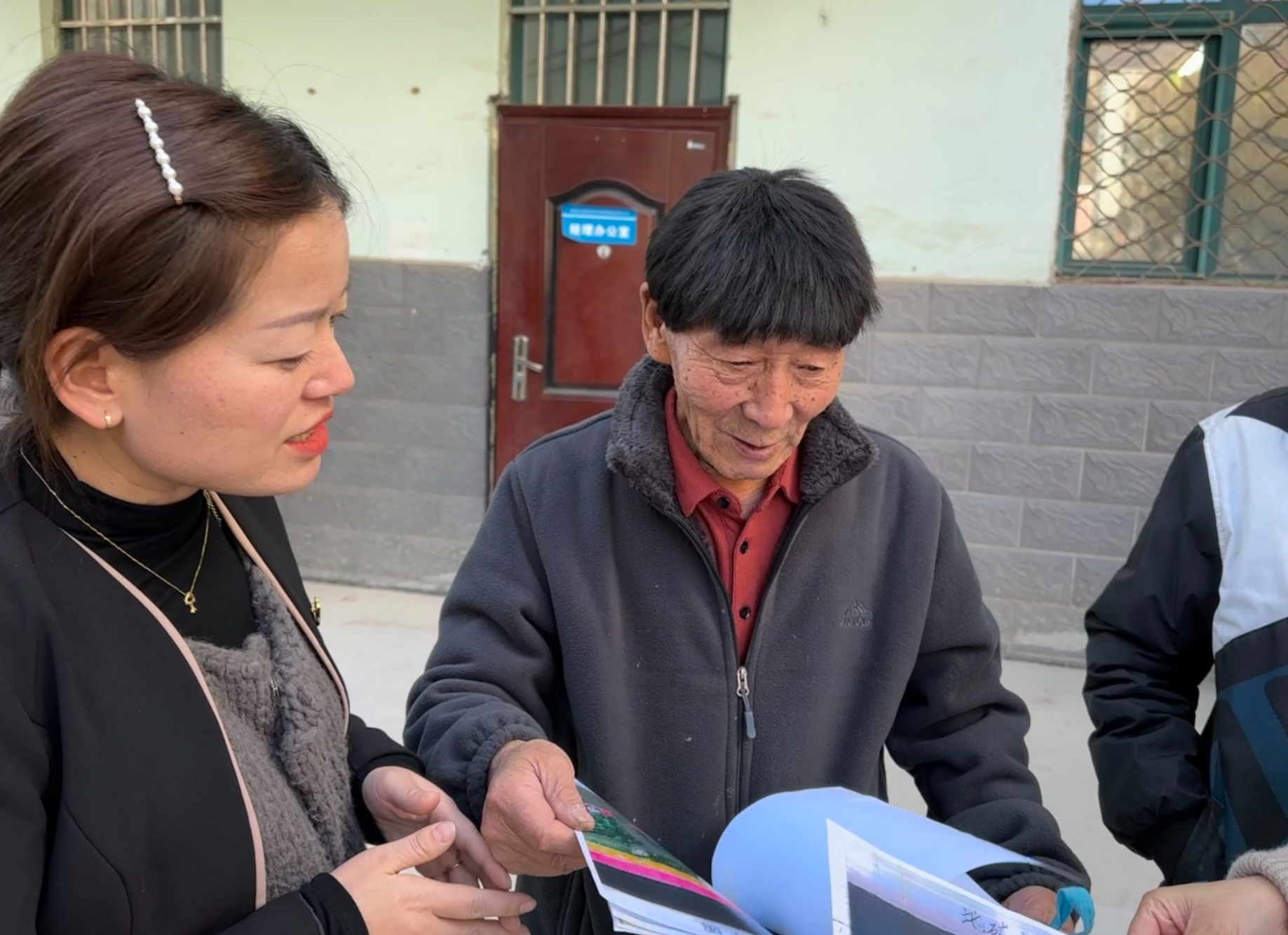 开云体育 开云平台西宁城北：热心居民不断涌现 美好生活图景持续上演(图1)