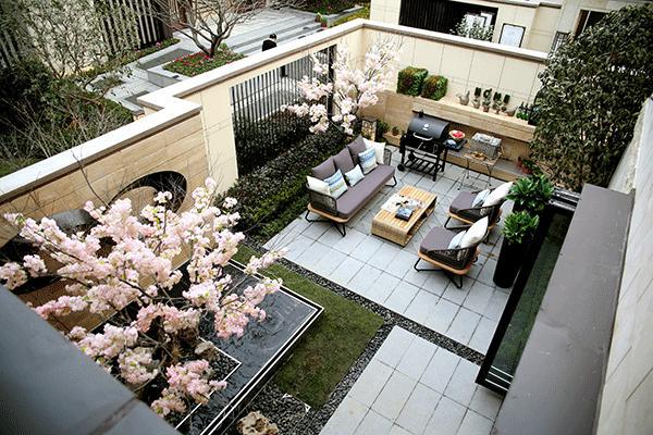 Kaiyun 开云体育庭院设计：12个优雅温馨的“庭院花园”设计一家人住太惬意了(图1)