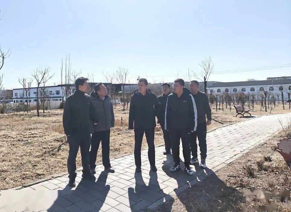 Kaiyun 开云区园林绿化局组织检查春季生态林养护和森林防火工作情况(图1)
