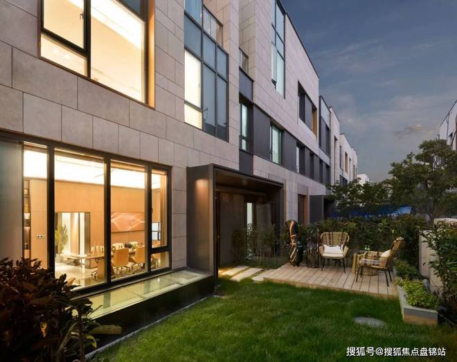 开云 开云体育平台闵行龙湖天钜公馆售楼处【预约通道】约361~455㎡联排别墅！(图3)