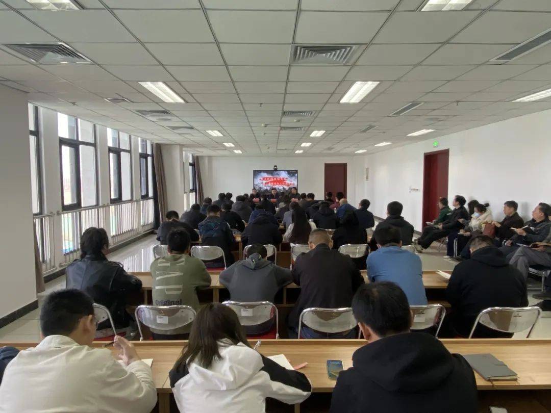 Kaiyun 开云区园林绿化局召开第二季度安全工作部署会(图1)