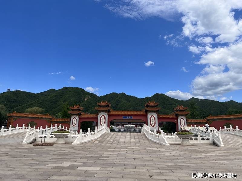 开云体育 Kaiyun.com 官网入口天寿陵园的绿化环境有哪些？介绍一下天寿陵园的环境优势(图1)