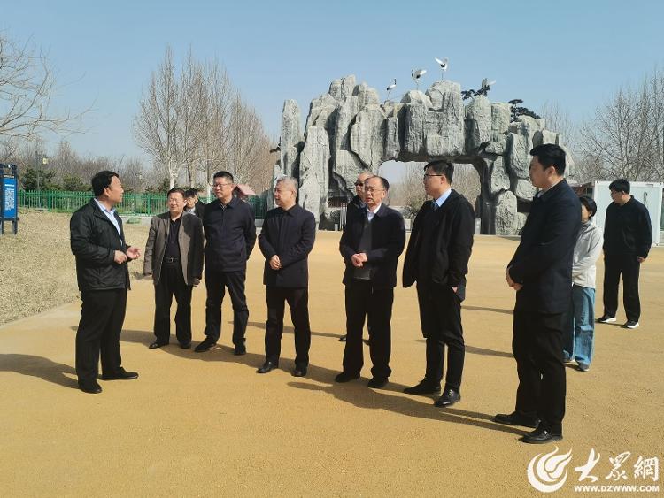 开云 开云体育平台济南市园林和林业绿化局来德州市考察调研林果产业工作_大众网(图1)