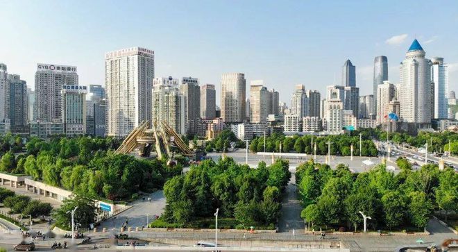 报名开云体育 Kaiyun.com 官网入口开始啦！首届贵阳市城市绿化行业技能竞赛即将开赛(图1)