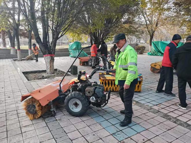 园开云体育 开云平台林绿化养护中心多措并举做好绿化越冬各项准备(图2)