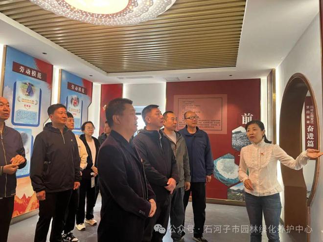 Kaiyun 开云体育汲取红色力量 荡起奋斗之桨----园林绿化养护中心赴玛河红色教育基地学习(图2)