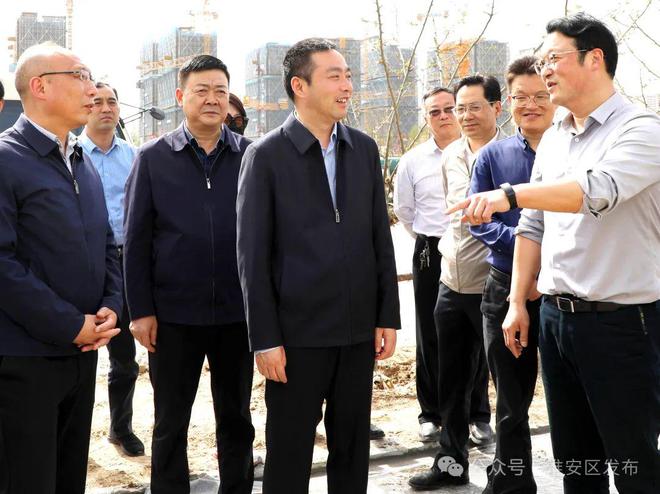 开云体育 Kaiyun.com 官网入口颜复调研推进城市建设和公园绿化工作(图1)