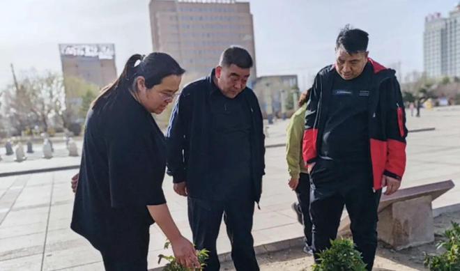 【致敬“她”力量】“巾帼建功标兵”事迹展播-乌拉特中旗园林绿化服务中心白茹Kaiyun 开云体育(图2)