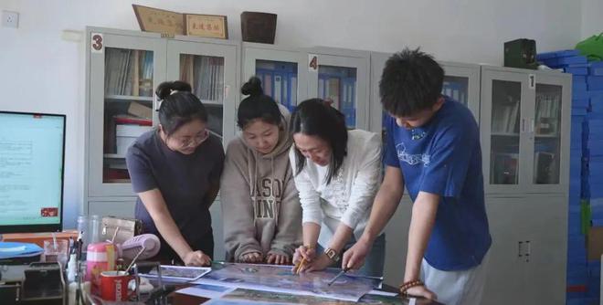 开云 开云体育平台【致敬“她”力量】“巾帼文明岗”事迹展播-乌拉特中旗园林绿化服务中心(图4)